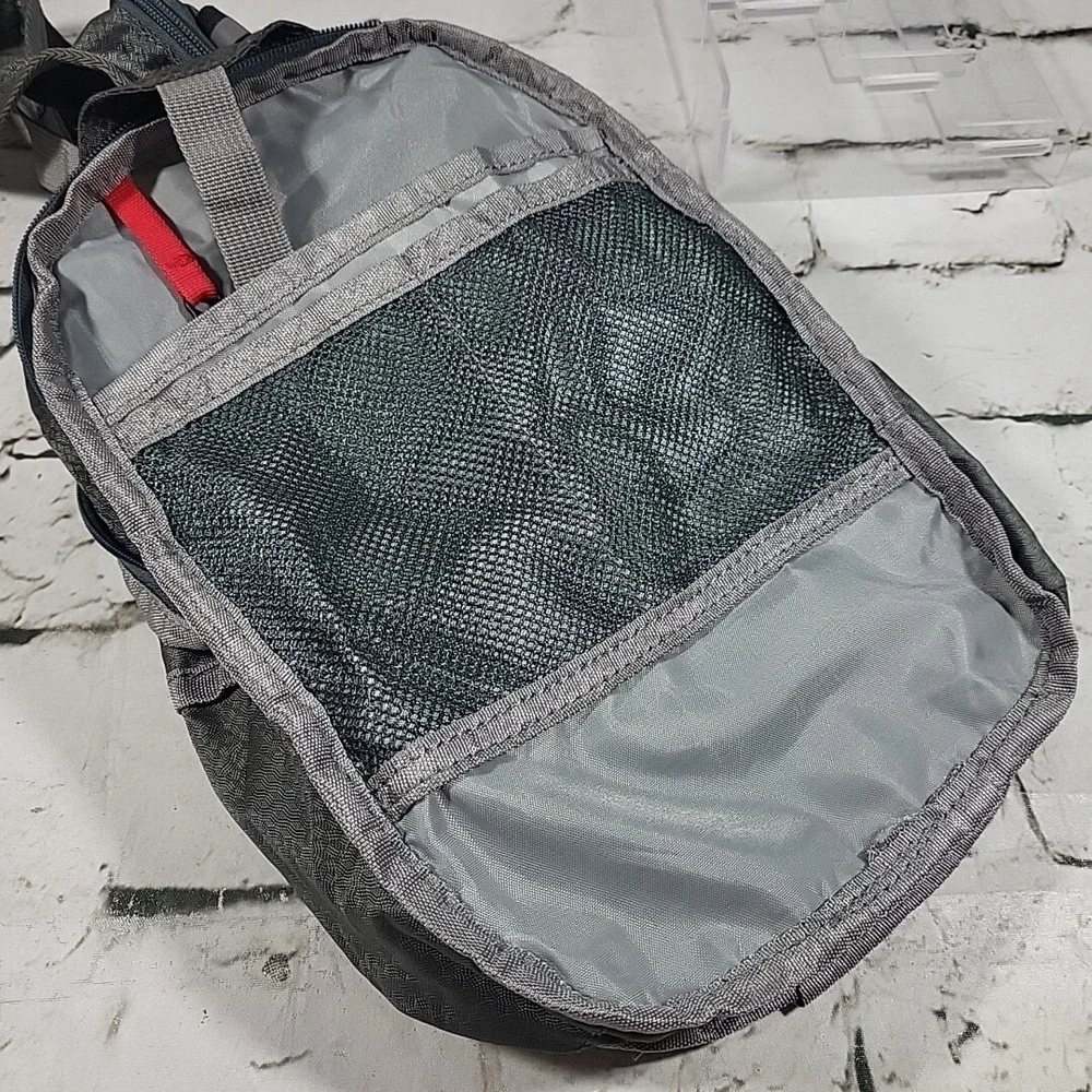 Waterfly Slight Crossbody Backpack Tote Bag Zippered‎ Pockets Gray Book Bag